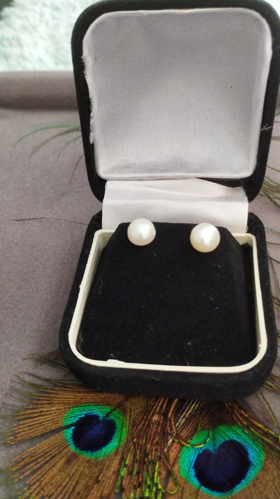 Fresh Water Pearl Studs - 8 mm