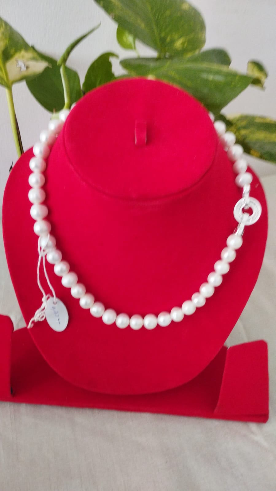 Fresh Water Pearls Necklace 9-10 mm White Pearls