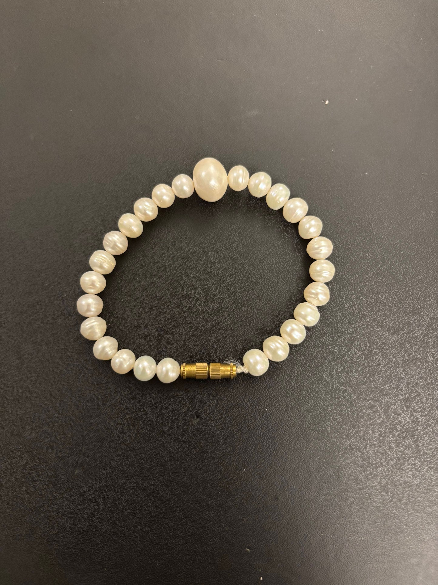 7 mm - 10 mm Single Layer Bracelets (Wrist Bands)