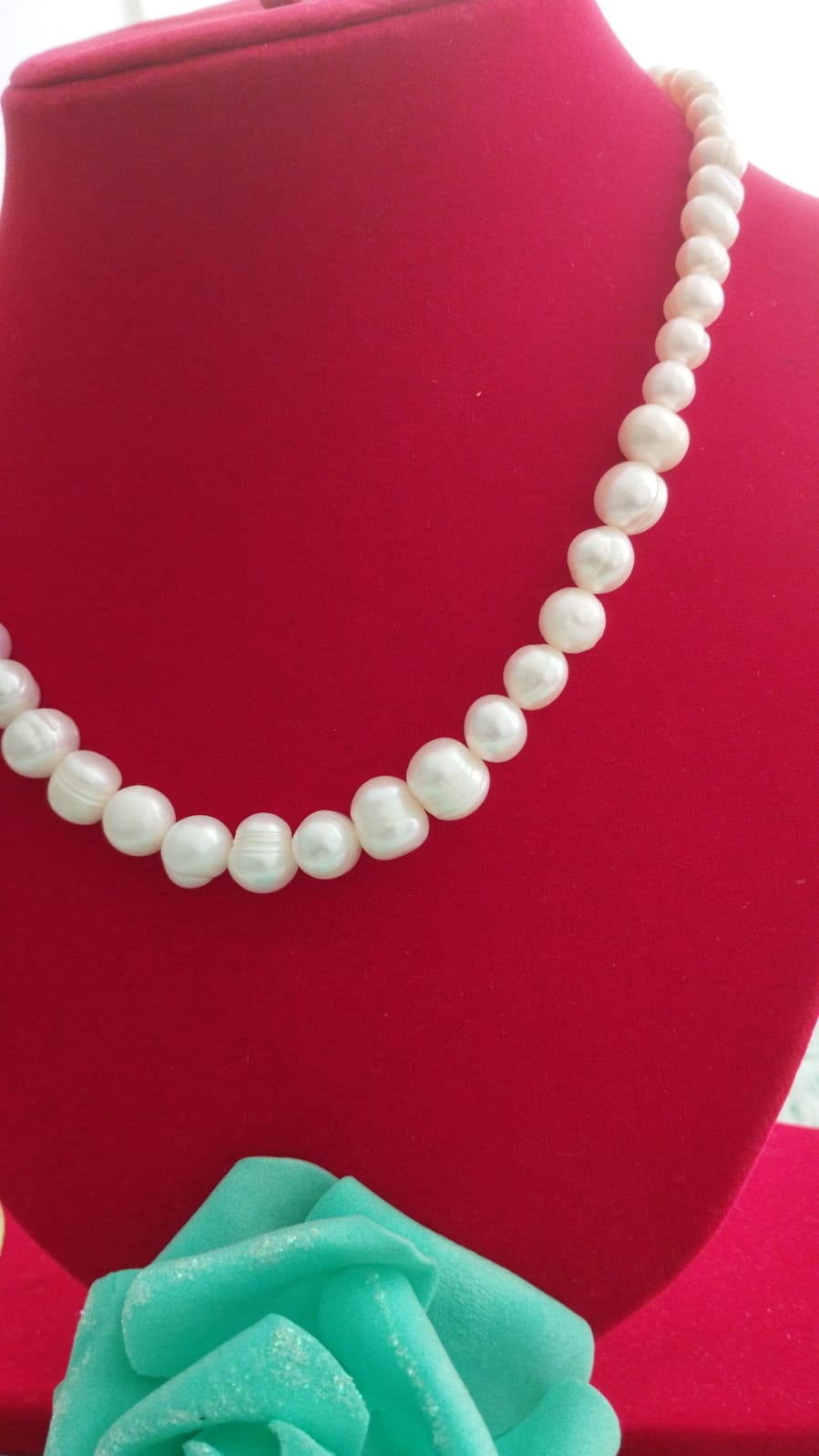 Fresh Water Pearls Necklace Varying sizes 6 to 10 mm White Pearls