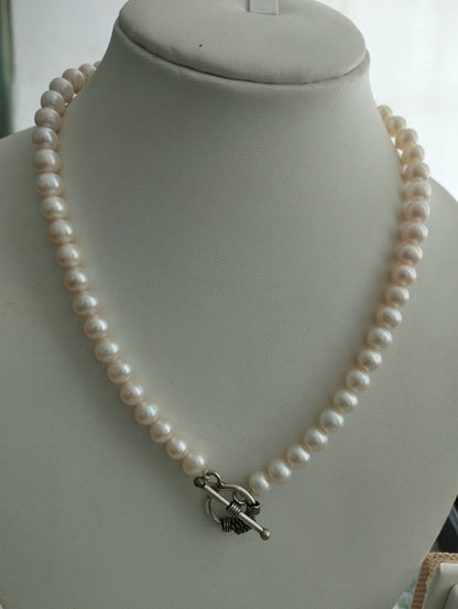 Fresh Water Pearls Necklace 7-7.5 mm White Pearls